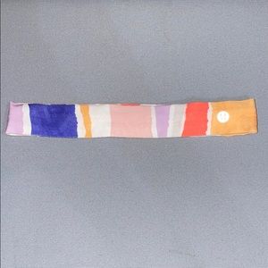 Lululemon Skinny Fly Away Tamer